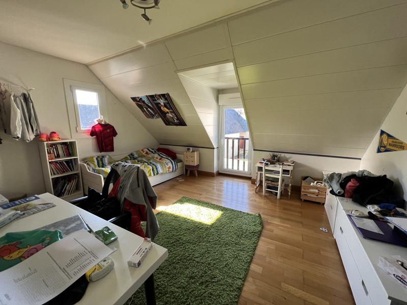 Maison - 168 m² - 6 pièces