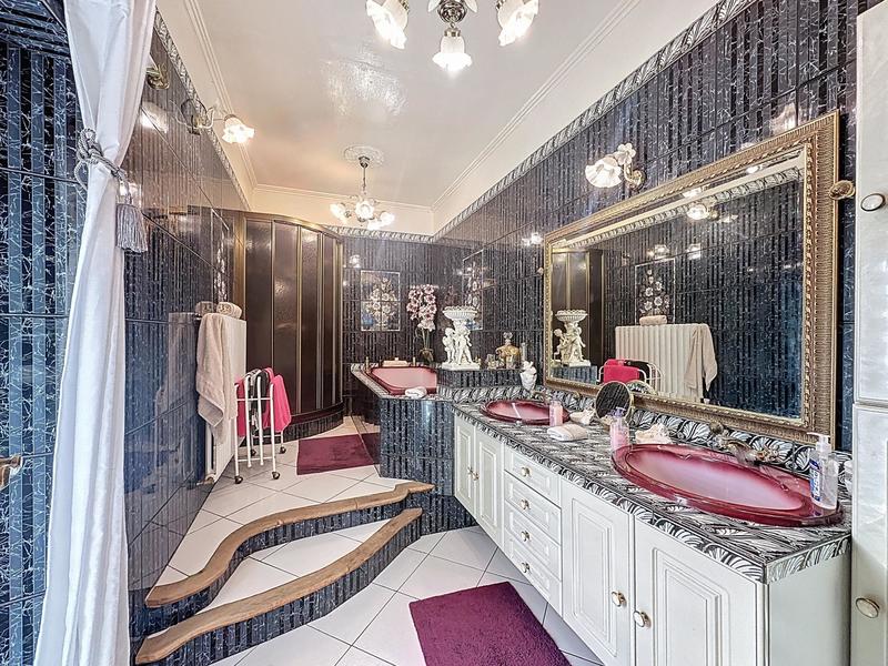 Maison - 172 m² - 6 pièces