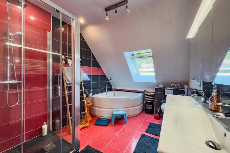 Villa - 165 m² - 6 pièces