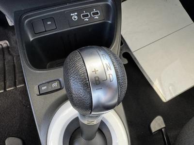 Renault Twingo III Achat Intégral - 21 Zen