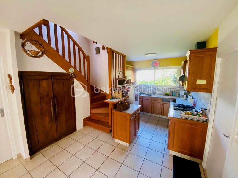 Maison - 151 m² - 7 pièces