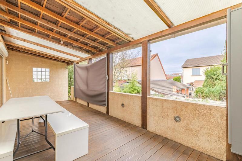 Maison - 95 m² - 4 pièces