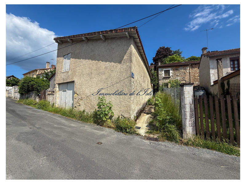 Maison - 168 m² - 2 pièces