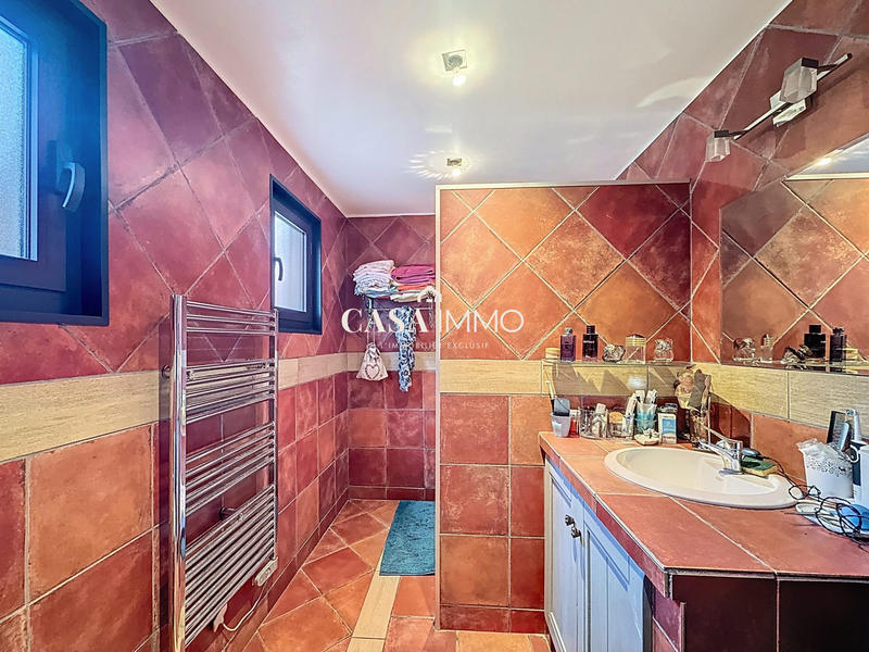 Maison - 146 m² - 5 pièces