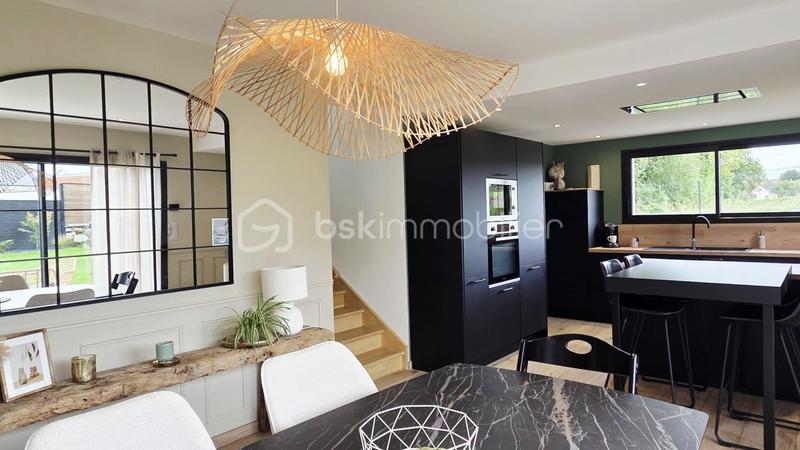 Maison - 130 m² - 6 pièces