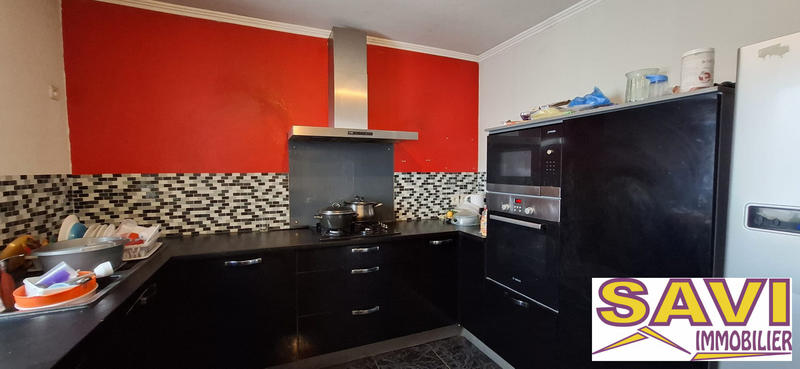 Maison - 97 m² - 5 pièces