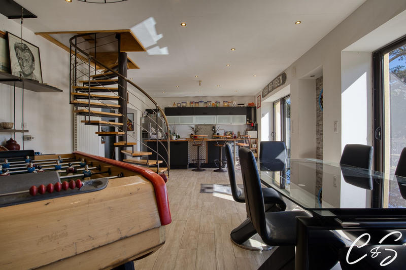 Maison - 118 m² - 4 pièces