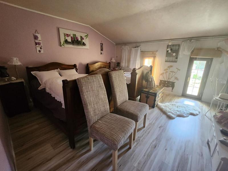 Maison en pierre - 196 m² - 5 pièces