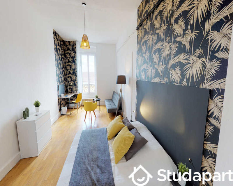 Chambre - 70 m² - 1 pièce