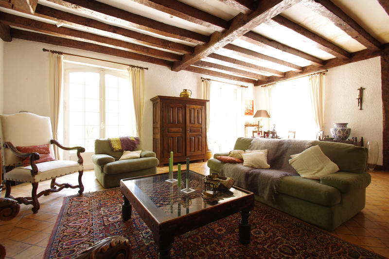 Maison - 307 m² - 10 pièces