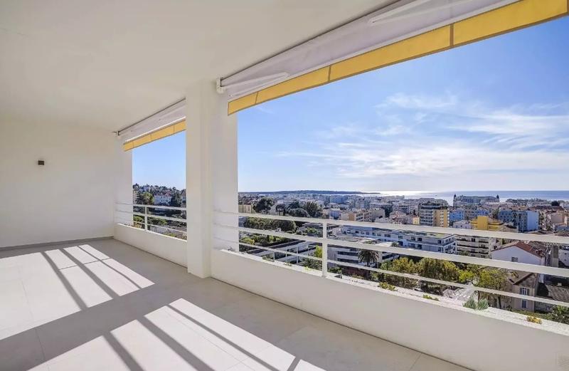 Appartement - 150 m² - 4 pièces