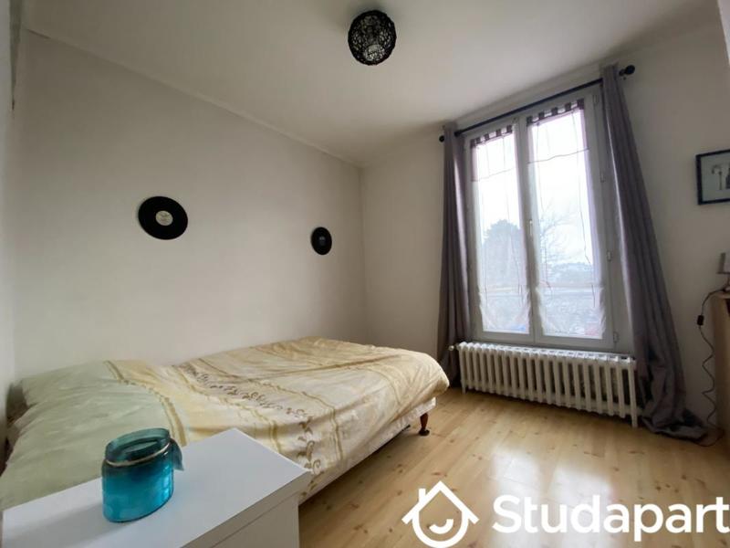 Chambre - 12 m² - 1 pièce