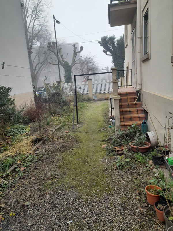 Appartement ancien - 99 m² - 4 pièces