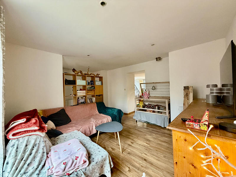 Maison - 96 m² - 4 pièces