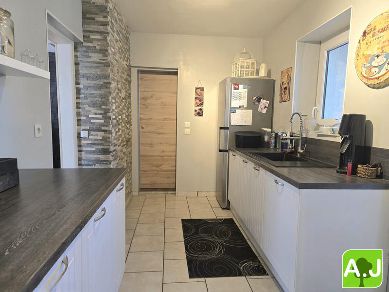 Maison - 107 m² - 6 pièces