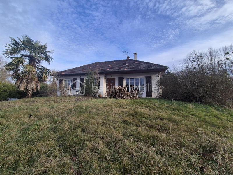 Maison traditionnelle - 90 m² - 4 pièces