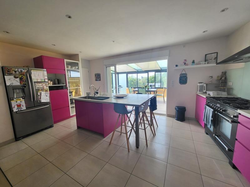 Maison - 134 m² - 8 pièces