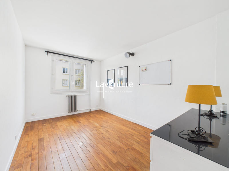 Appartement - 99 m² - 4 pièces