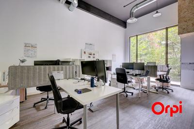 Bureau - 78 m²