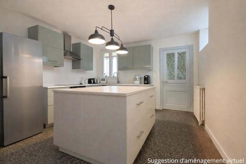 Maison - 151 m² - 7 pièces