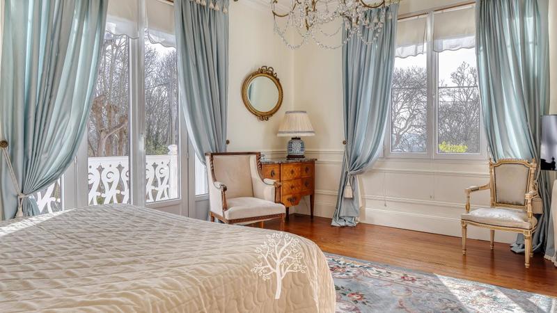 Villa - 209 m² - 7 pièces