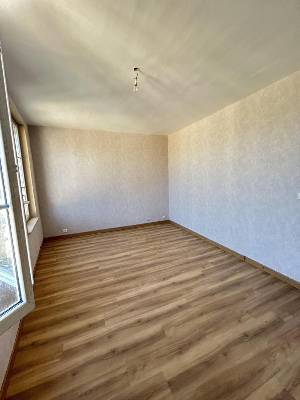 Maison ancienne - 97 m² - 5 pièces