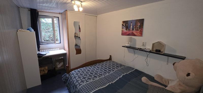 Maison traditionnelle - 120 m² - 8 pièces