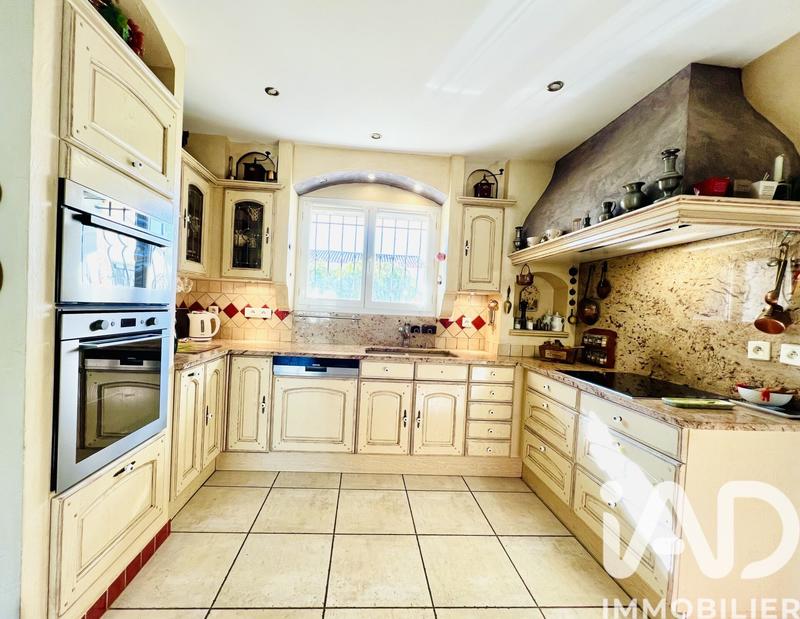 Maison - 115 m² - 5 pièces