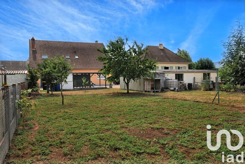 Maison - 208 m² - 7 pièces