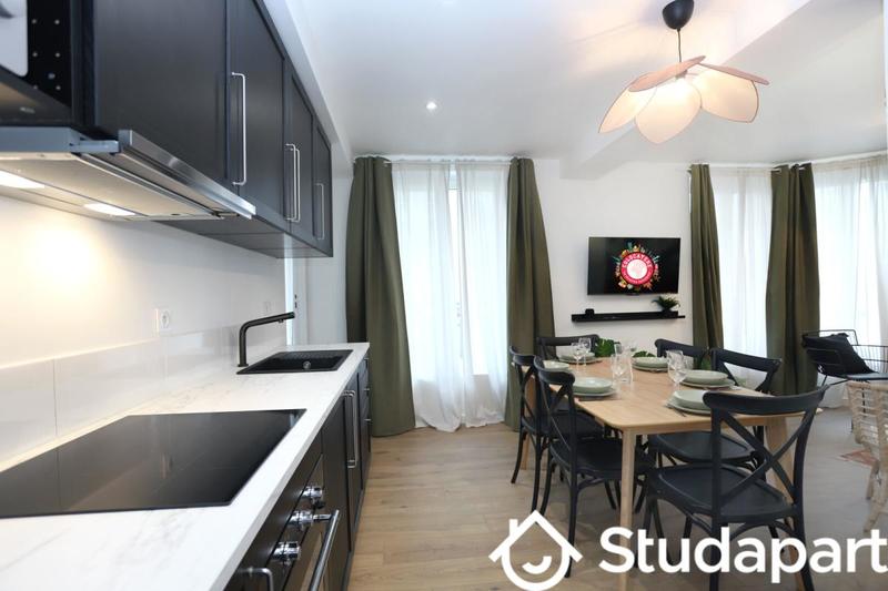 Chambre - 11 m² - 1 pièce