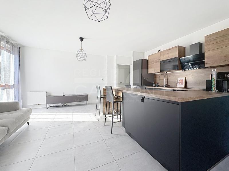 Appartement - 61 m² - 3 pièces