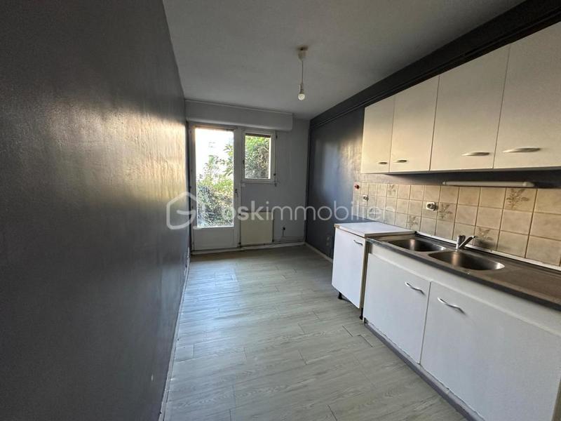 Appartement - 90 m² - 4 pièces