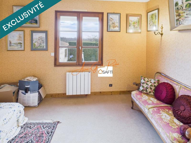 Maison - 255 m² - 9 pièces