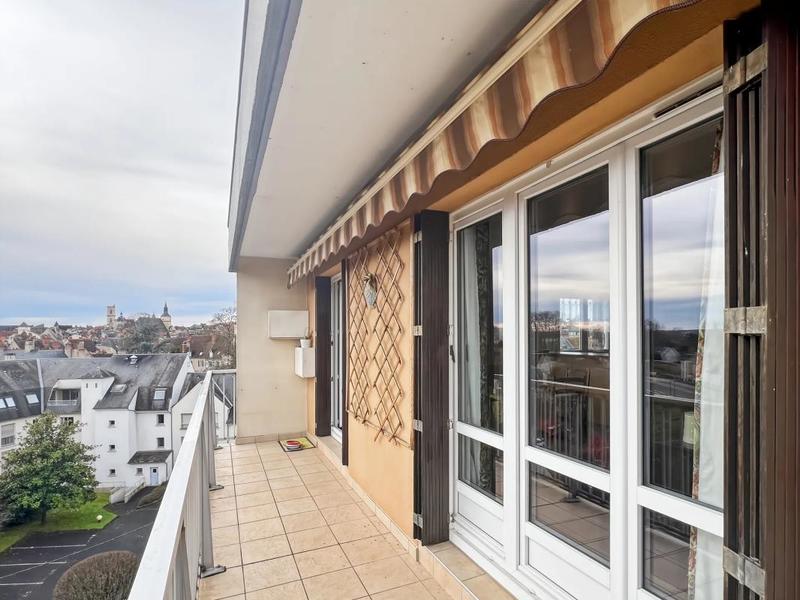 Appartement - 81 m² - 4 pièces