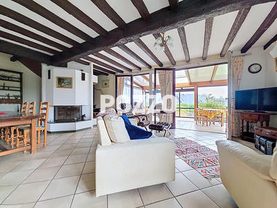 Maison - 131 m² - 131 pièces