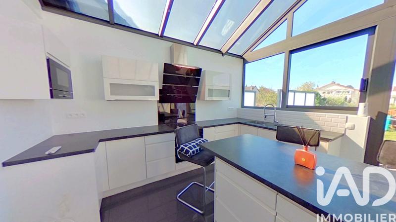 Maison - 165 m² - 7 pièces