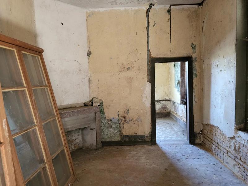 Maison - 360 m² - 12 pièces