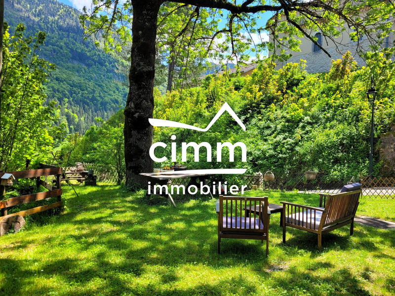 Local commercial - 354 m²