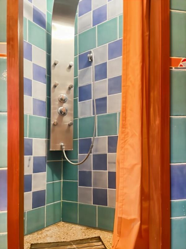 Maison - 230 m² - 8 pièces