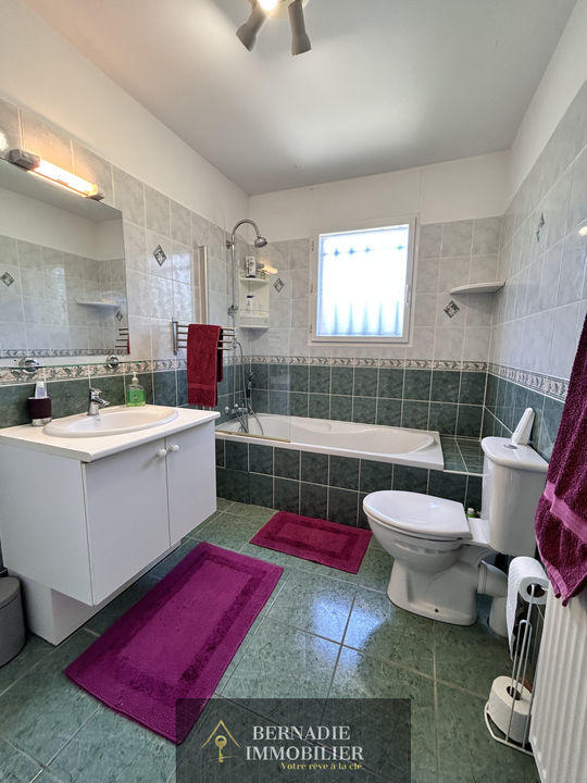 Maison de village - 100 m² - 4 pièces