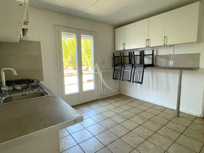 Maison - 97 m² - 5 pièces