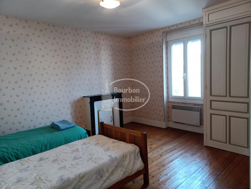 Appartement - 139 m² - 7 pièces