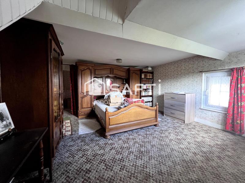 Maison - 141 m² - 7 pièces