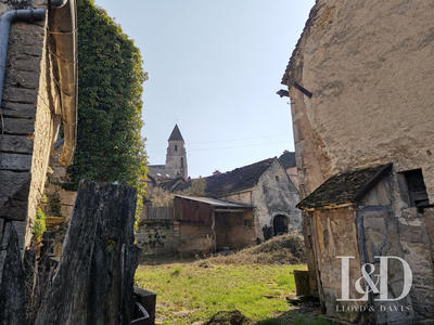 Maison - 300 m² - 10 pièces