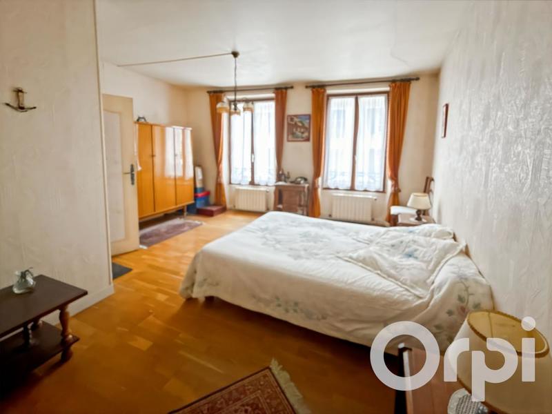 Maison - 150 m² - 5 pièces