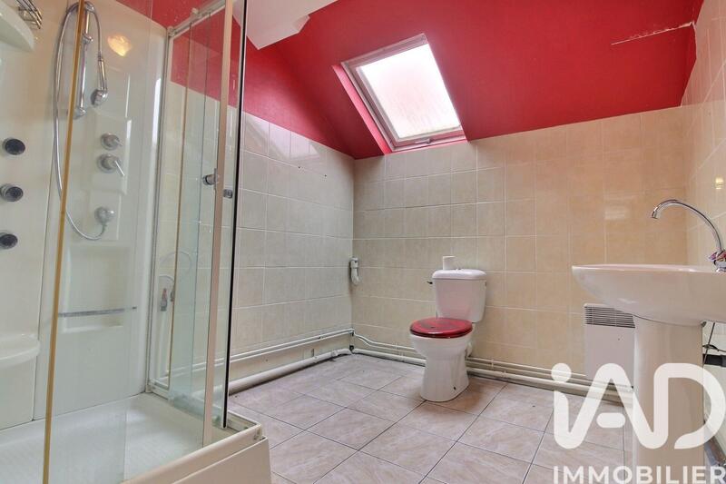 Maison - 138 m² - 7 pièces