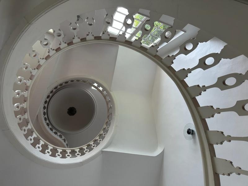 Maison - 368 m² - 14 pièces