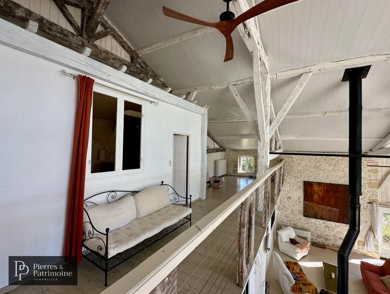 Propriété - 373 m² - 10 pièces