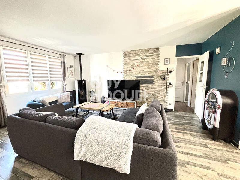 Maison - 137 m² - 7 pièces