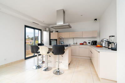 Maison contemporaine - 143 m² - 6 pièces